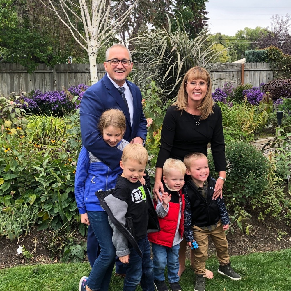 Meet your Posher, Robin